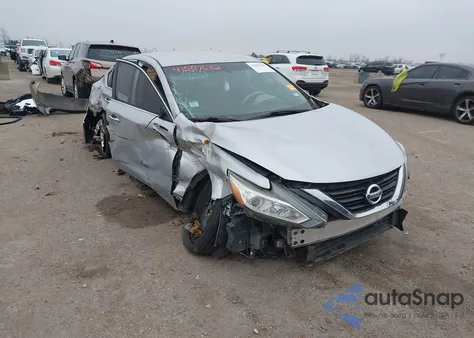 2016 Nissan Altima 2.5/2.5 S/2.5 Sl/2.5 Sr/2.5 Sv z USA, uszkodzony, nr VIN 1N4AL3AP8GC211664